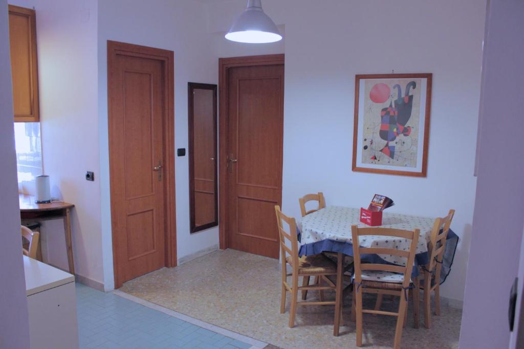 Aparthotel Tourist House Roma Pokoj fotografie