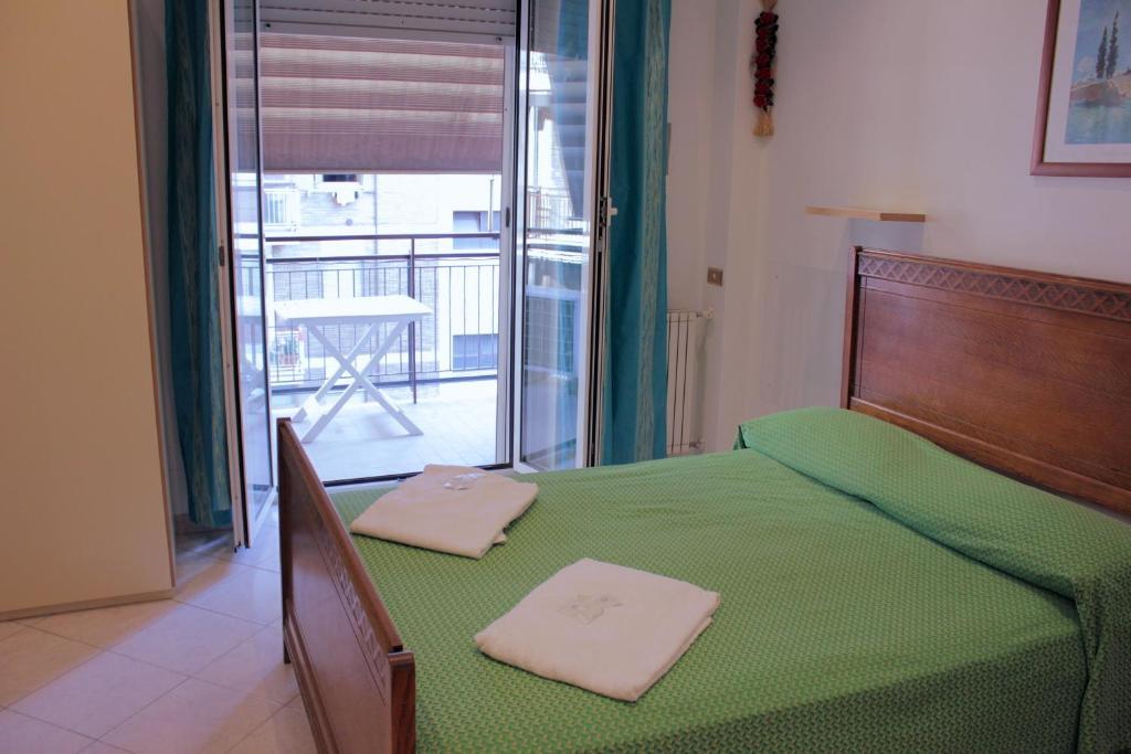 Aparthotel Tourist House Roma Pokoj fotografie