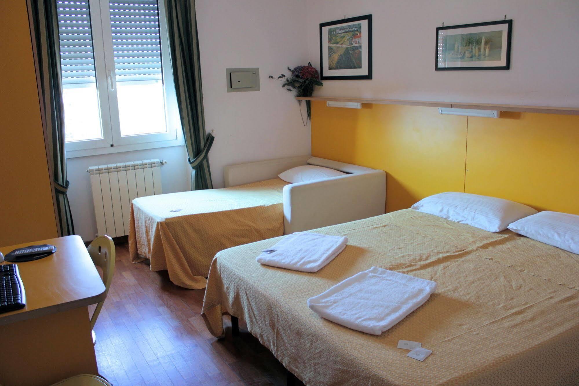 Aparthotel Tourist House Roma Exteriér fotografie
